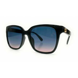 Gucci Women's Black and Blue Gradient Sunglasses!